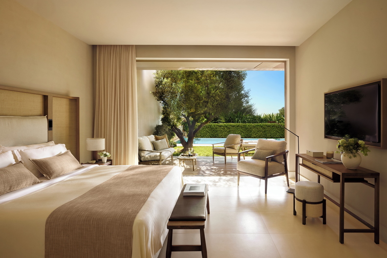 Tiara Holidays - Sani Club - one bedroom suite private pool bedroom